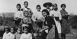 La supervisión comenzó a considerase como una práctica de relaciones humanas