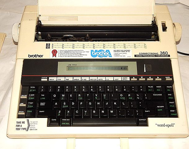 Electric typewriter with a screen