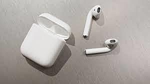 Ear buds VS. Air Pods