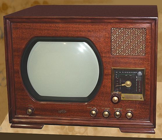 Telefono, telegrafo, radio y television