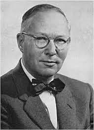 Nace el término "Antropología Económica"