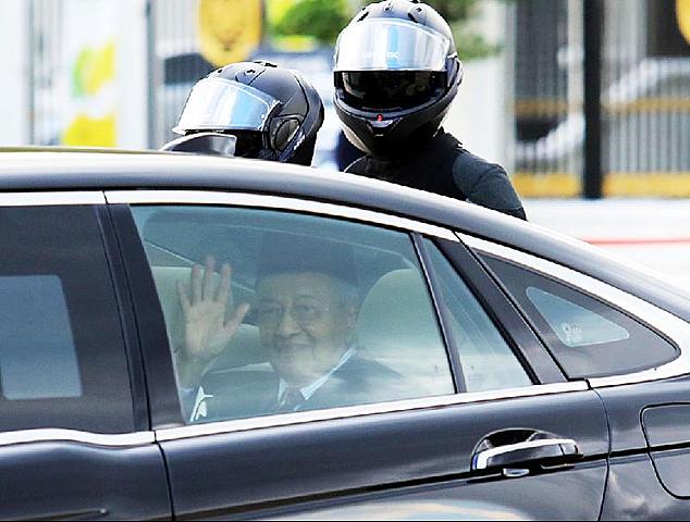 敦马被委过渡首相