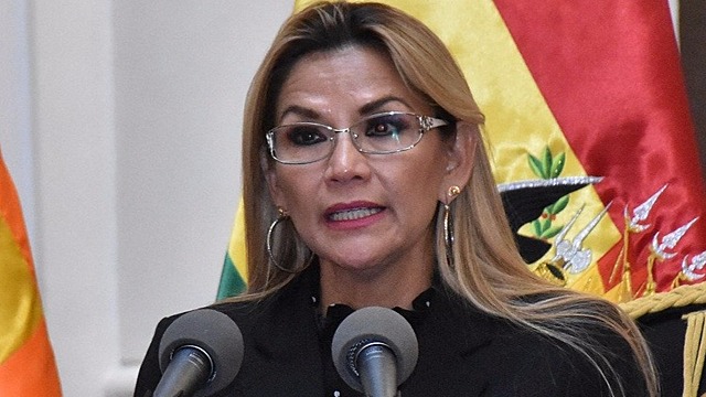 Áñez promulga ley electoral que fija el día de las elecciones para el 6 de septiembre