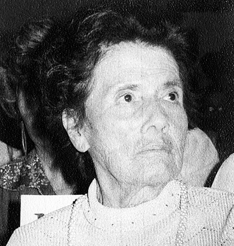 Primera mujer en obtener el título de Médico Cirujano en Nicaragua y Centroamérica