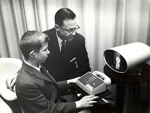 Primera videollamada (comunicación sincrónica)