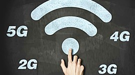 Timeline: Evolución de la red de comunicación móvil... Valeria Navia y Nicole Merchan 10-1