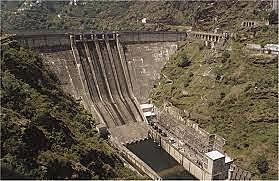 Inauguración de la represa hidroeléctrica 5 de Noviembre