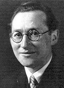 Kurt Lewin funda la investigación - acción.