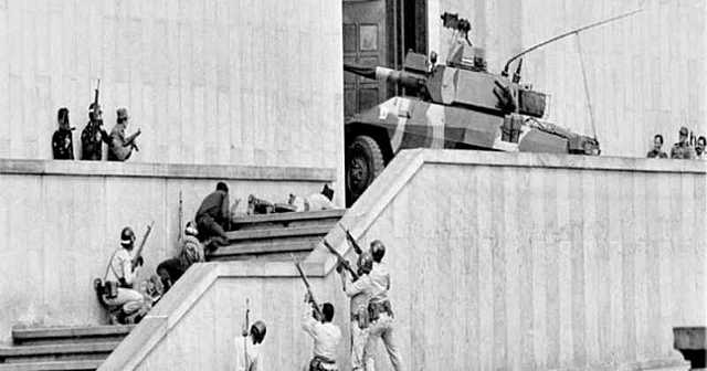 TOMA DEL PALACIO DE JUSTICIA