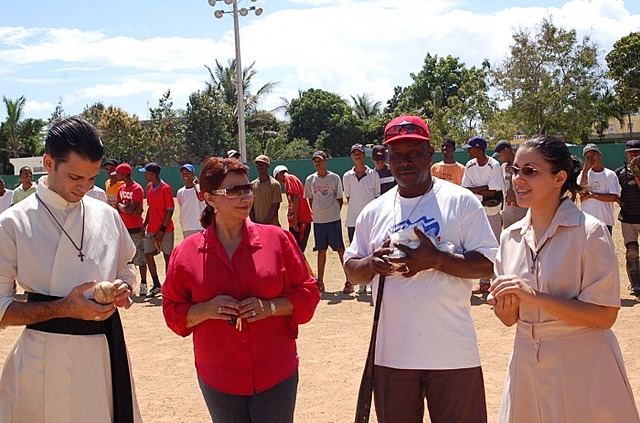 Fundación de la comunidad religioso-ecuménica de los Misioneros del Amor Sacramentado