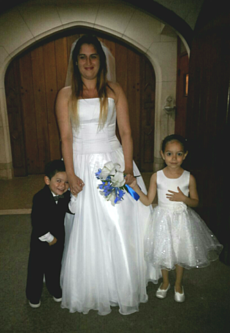 Se caso Romina, mi hermana mayor.