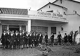 Creación de la Fundación Eva Perón