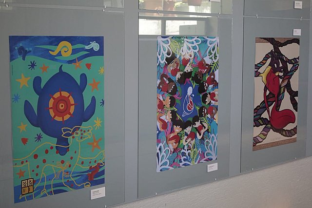 ILUSTRANDO LAS LENGUAS