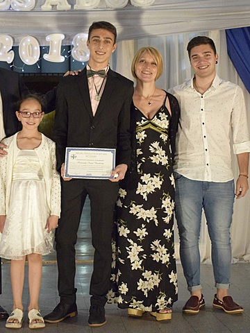 Egreso de secundario mi hermano Bauty