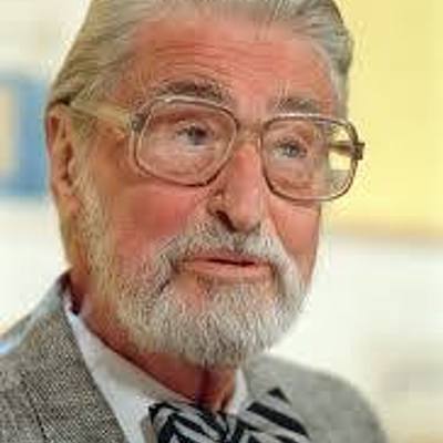 Timeline: The Life of Dr. Suess