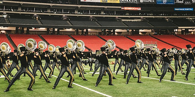 ENTRE A LA BANDA MARCIAL