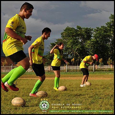 INGRESÉ A LA ESCUELA DE RUGBY
