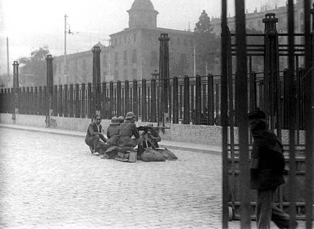 La toma de Madrid se pospone.