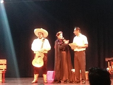 Mientras llega la patrona