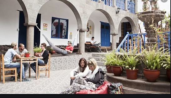 Hostales de México, que se funda en 1974 por ini- ciativa del señor Brockmann,