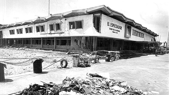 Bombardean la sede del Espectador