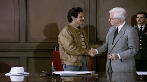 comienza el tratado de paz entre el M 19 y el estado