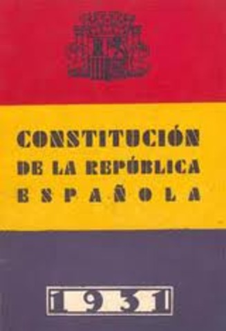 S’estableix un Govern provisional i Constitució.