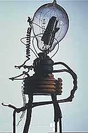 Válvula o tubo electrónico.