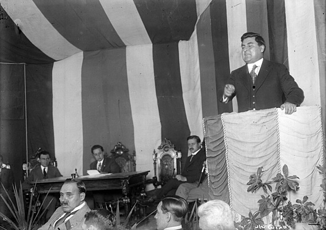 Portes Gil difundió un discurso radical.