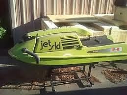 primera moto acuatica