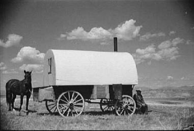 first wagon train