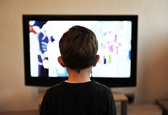 Televisión con fines educativos
