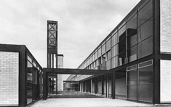 Escuela Hunstanton- Alison y Peter Smithson