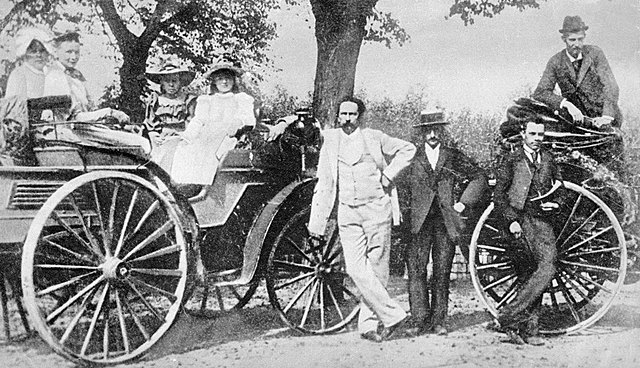 First Automobile with Combustion Engine