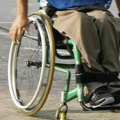 Auto 006/09 PERSONAS DESPLAZADAS CON DISCAPACIDAD-Protección en el marco del estado de cosas inconstitucional declarado en la sentencia T-025/04