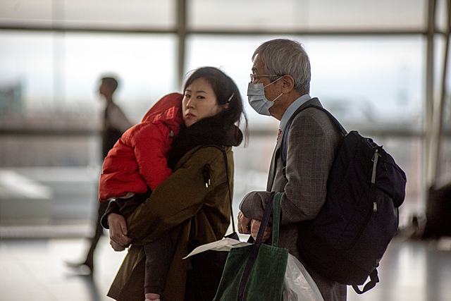 Pres. Trump's administration announces restrictions on travel from China.