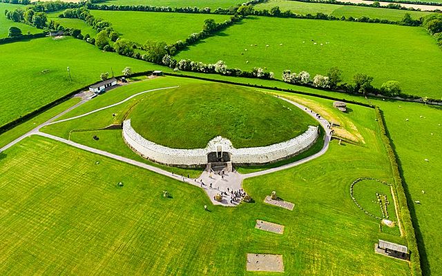 NEWGRANGE