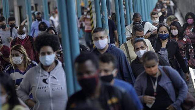 Más de 1.500 muertes en China, y confirman primer caso en África