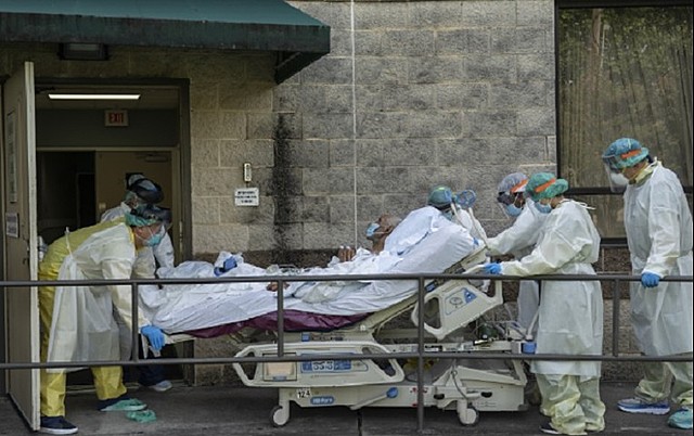 PRIMER MUERTO Y CASOS FUERA DE CHINA