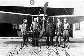 Primer vuelo mundial