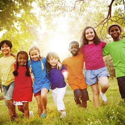 Timeline: Los pasos de la infancia y la adolescencia.