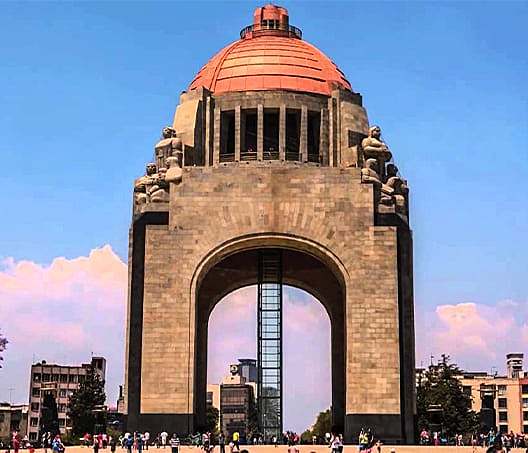 Monumento a la Revolución