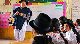 Timeline: HISTORIA DE LA EDUCACIÓN INTERCULTURAL BILINGUE EN EL ECUADOR