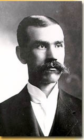 Reed Smoot is elected to the senate