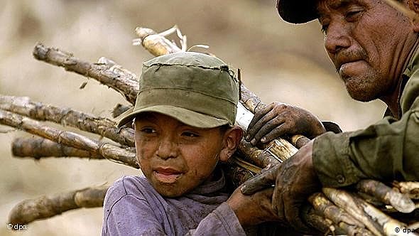 Tiempos difíciles para los mayores y los niños
