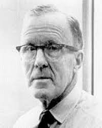 Donald Hebb. Centró sus investigaciones en el estudio del lóbulo frontal, comprobando que el cociente intelectual de las personas que habían sufrido daño frontal no disminuía de manera sensible.