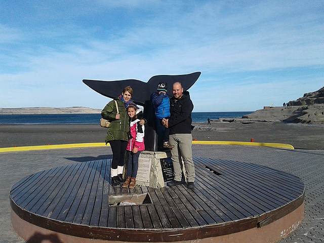 FUI A VER A LAS BALLENAS / I TRAVELED SOUTH TO SEE THE WHALES IN