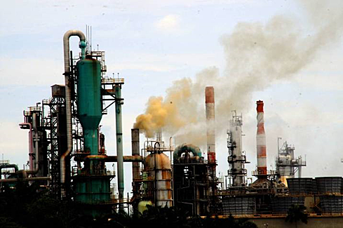 Nace como Empresa Comercial e Industrial del Estado