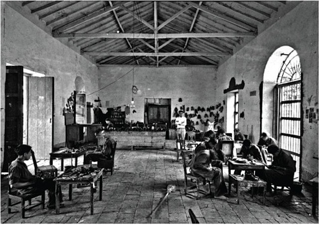 Formulación de nuevas ideas o teorías de la educación nueva