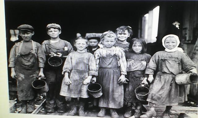 Edad antigua 4000 A.C hasta 476 D.C